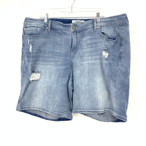 Torrid Bermuda Shorts Womens Plus Size 24 Light Wash Stretch Denim Distressed - Picture 1 of 7